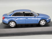Modellautos 1:43 Minichamps Audi A4 3.0 Blau Metallic mit Dealer OVP