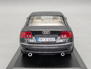 Modellautos 1:43 Minichamps Audi A8 4.2 Quattro MJ 2005 Phantomschwarz mit Dealer OVP