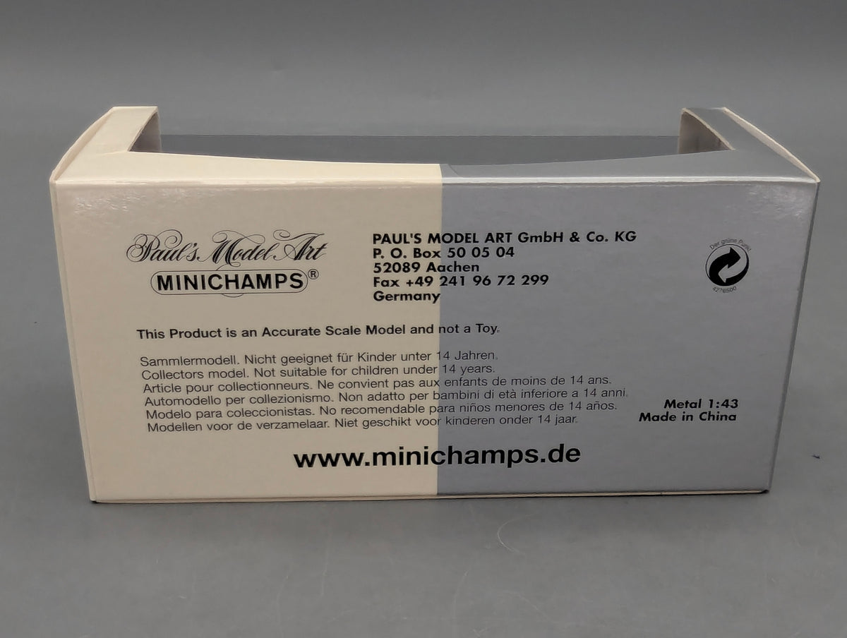 Modellautos 1:43 Minichamps Audi A8 4.2 Quattro MJ 2005 Phantomschwarz mit Dealer OVP