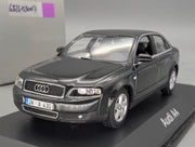 Modellautos 1:43 Minichamps Audi A4 3.0 Schwarz mit Dealer OVP