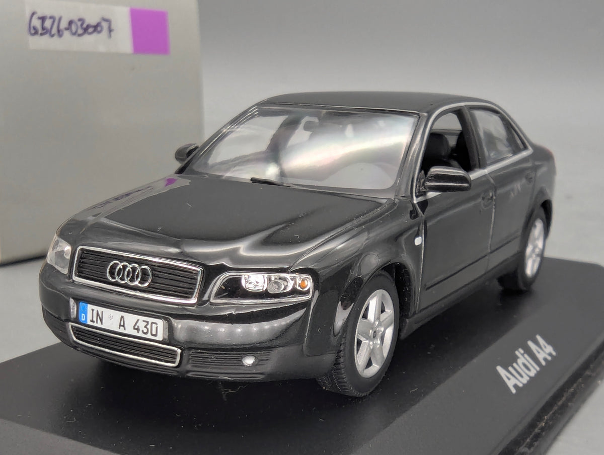 Modellautos 1:43 Minichamps Audi A4 3.0 Schwarz mit Dealer OVP