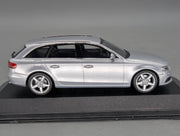 Modellautos 1:43 Minichamps Audi A4 Avant SOP Jan 2008 Ingolstadt mit Dealer OVP