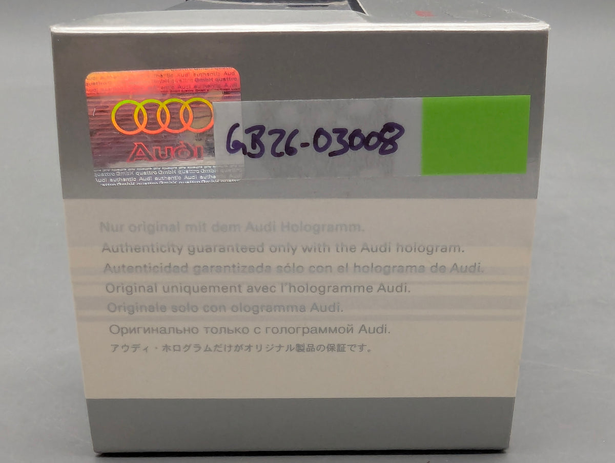 Modellautos 1:43 Minichamps Audi A4 Avant SOP Jan 2008 Ingolstadt mit Dealer OVP