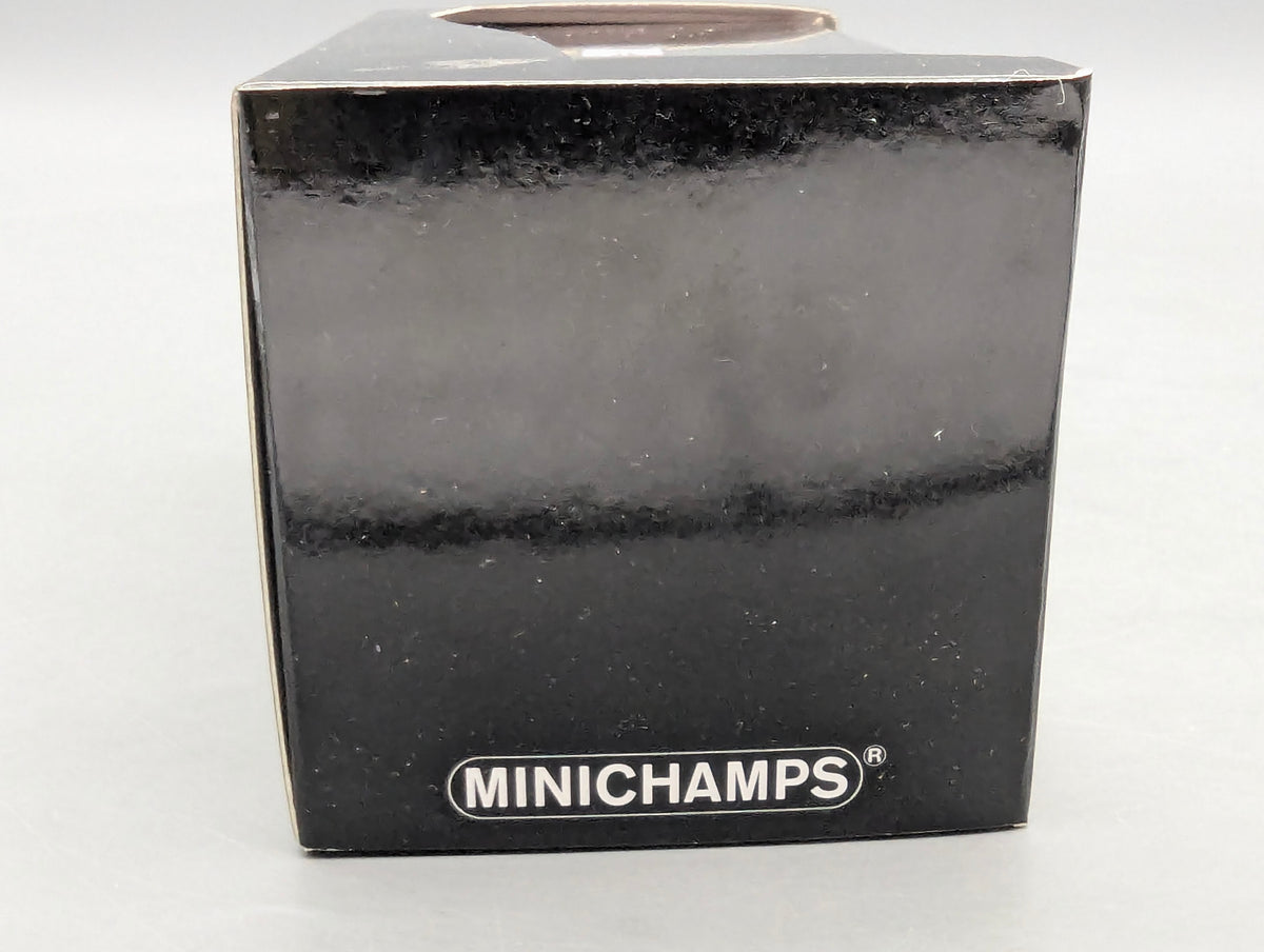 Modellautos 1:43 Minichamps Volkswagen VW Karmann Ghia Cabrio Rot mit OVP