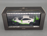 Modellautos 1:43 Minichamps Porsche 911 GT3R Weiß Grün Schwarz mit WAP Dealer OVP