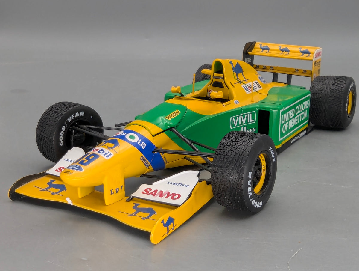 Modellautos 1:18 Minichamps Benetton Ford B192 #19 M. Schumacher OVP