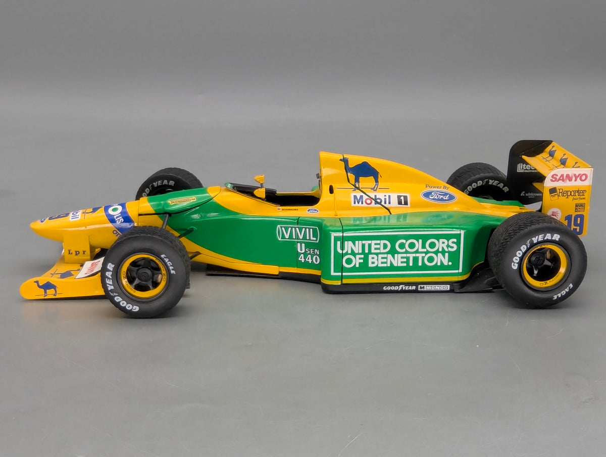 Modellautos 1:18 Minichamps Benetton Ford B192 #19 M. Schumacher OVP