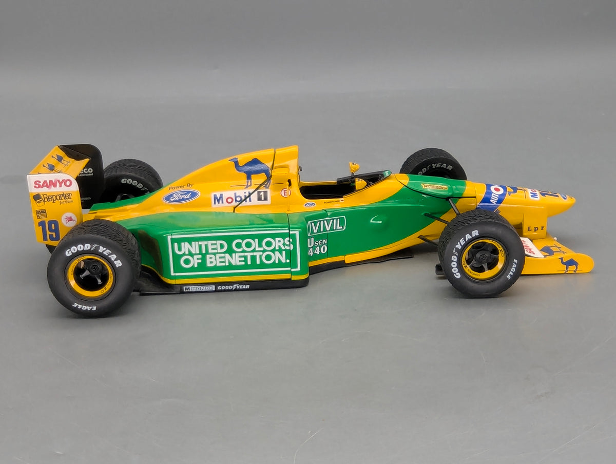 Modellautos 1:18 Minichamps Benetton Ford B192 #19 M. Schumacher OVP