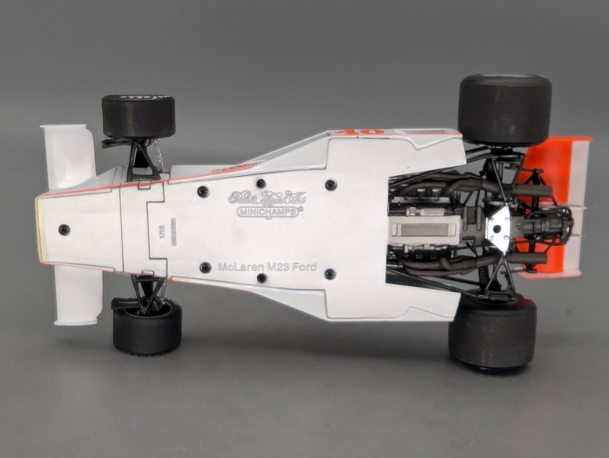 Modellautos 1:18 Minichamps McLaren Ford M23 GB GP 1977 #40 G. Villeneuve mit OVP