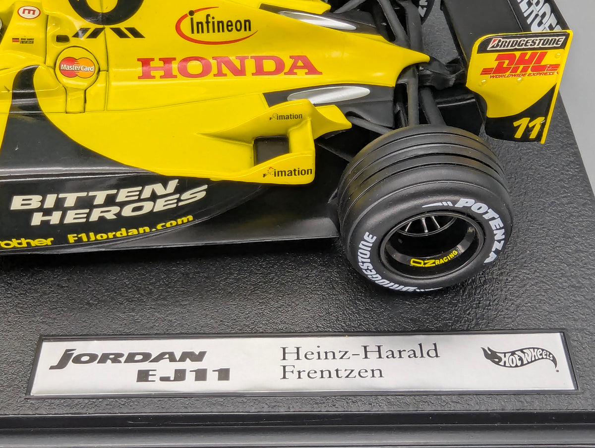 Modellautos 1:18 Hot Wheels Racing 50174 Jordan EJ11 2001 #11 H. H. Frentzen mit OVP
