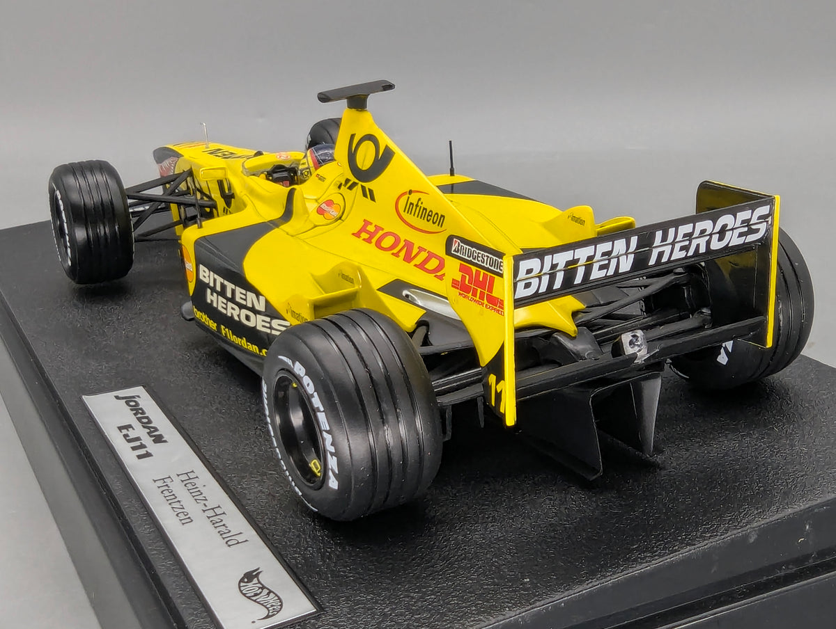 Modellautos 1:18 Hot Wheels Racing 50174 Jordan EJ11 2001 #11 H. H. Frentzen mit OVP