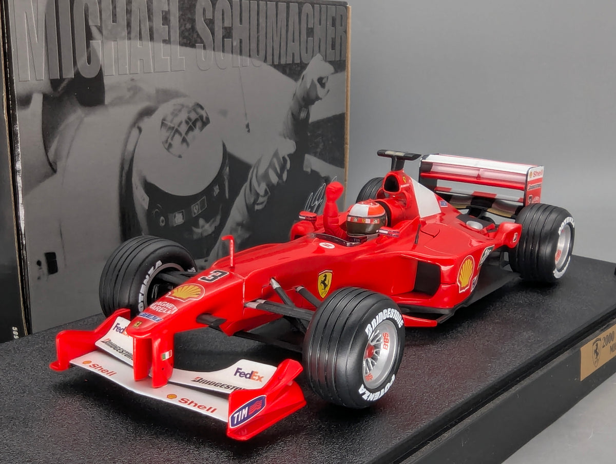Modellautos 1:18 Hot Wheels Racing Ferrari 2000 World Champion #3 M. Schumacher Vitrine OVP