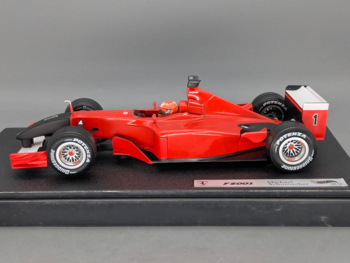 Modellautos 1:18 Umbau Basis Hot Wheels Ferrari F2001 #1 M. Schumacher OVP