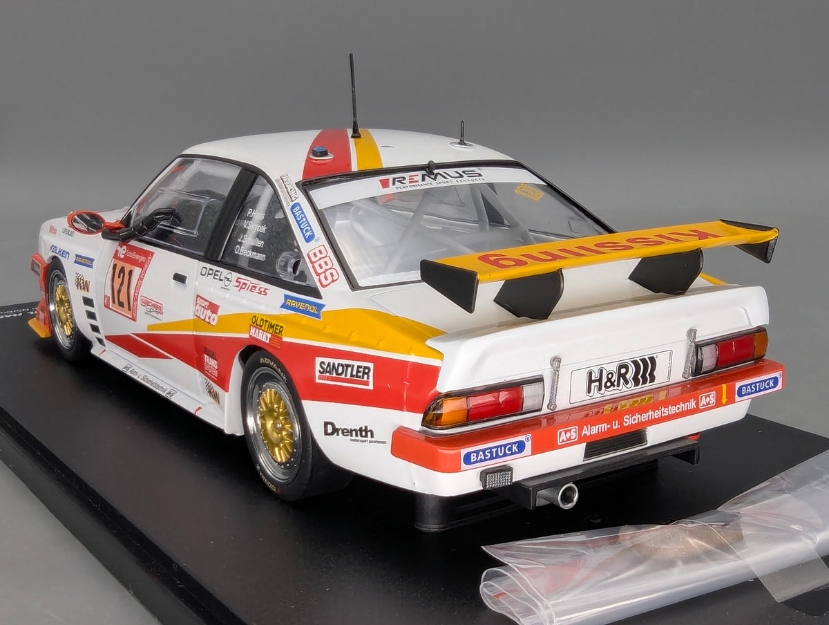 Modellautos 1:18 Werk83 Opel Manta 24h Nürburgring 2023 #121 mit OVP