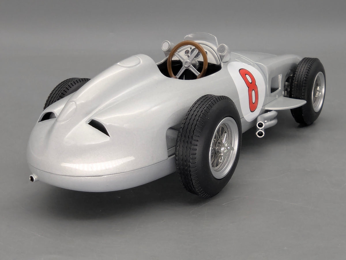 Modellautos 1:18 Werk83 / iScale Mercedes-Benz W196 Formula 1 1995 #8 Fangio mit OVP