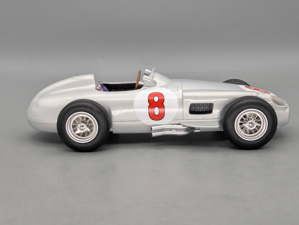 Modellautos 1:18 Werk83 / iScale Mercedes-Benz W196 Formula 1 1995 #8 Fangio mit OVP
