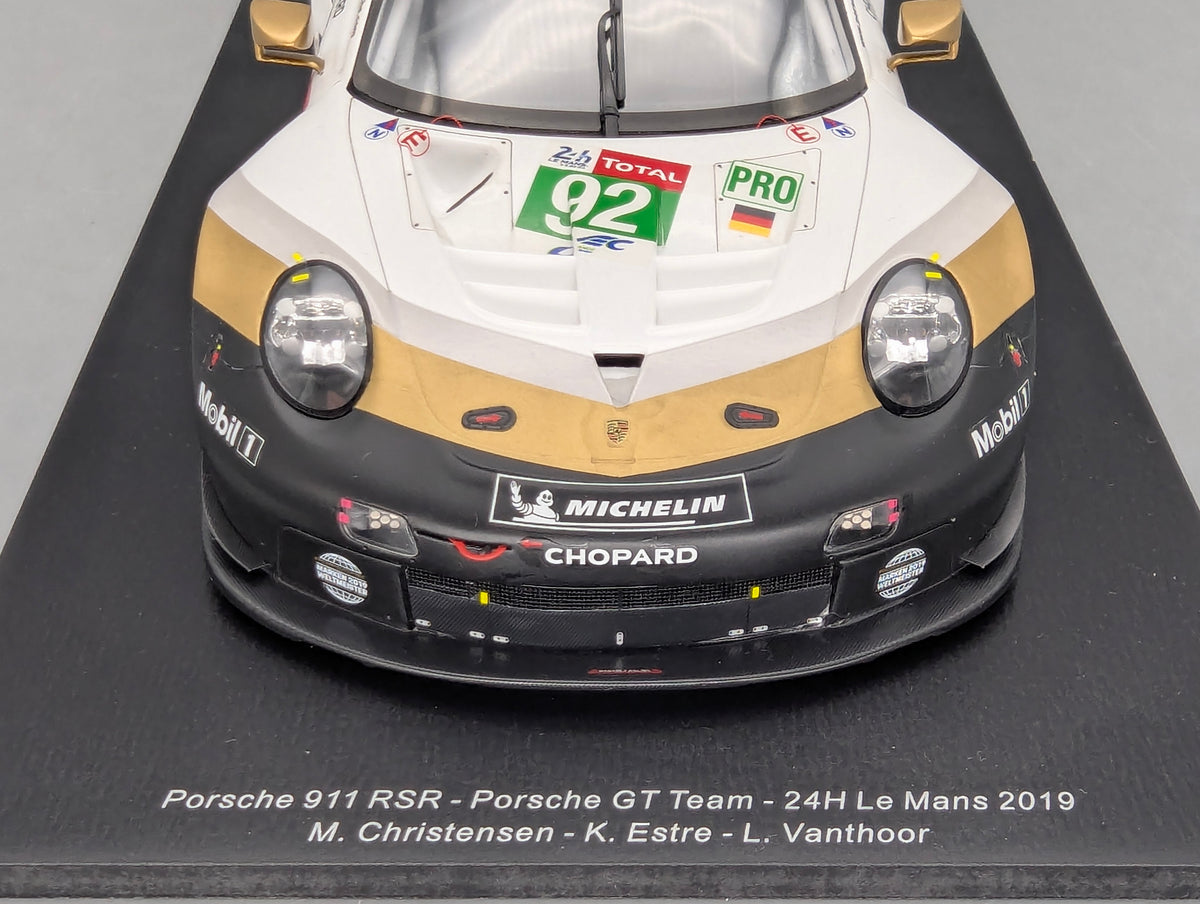 Modellautos 1:18 Spark Porsche 911 RSR 24h Le Mans 2019 #92 mit OVP