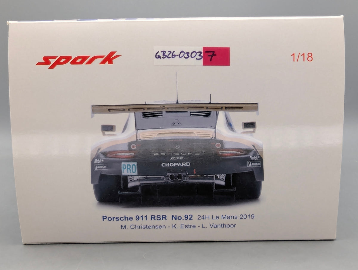 Modellautos 1:18 Spark Porsche 911 RSR 24h Le Mans 2019 #92 mit OVP