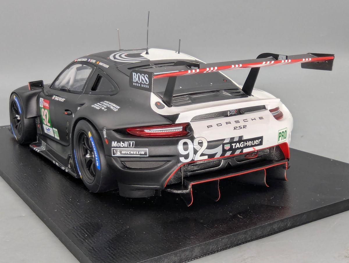 Modellautos 1:18 Spark Porsche 911 RSR-19 24h Le Mans 2020 #92 mit OVP