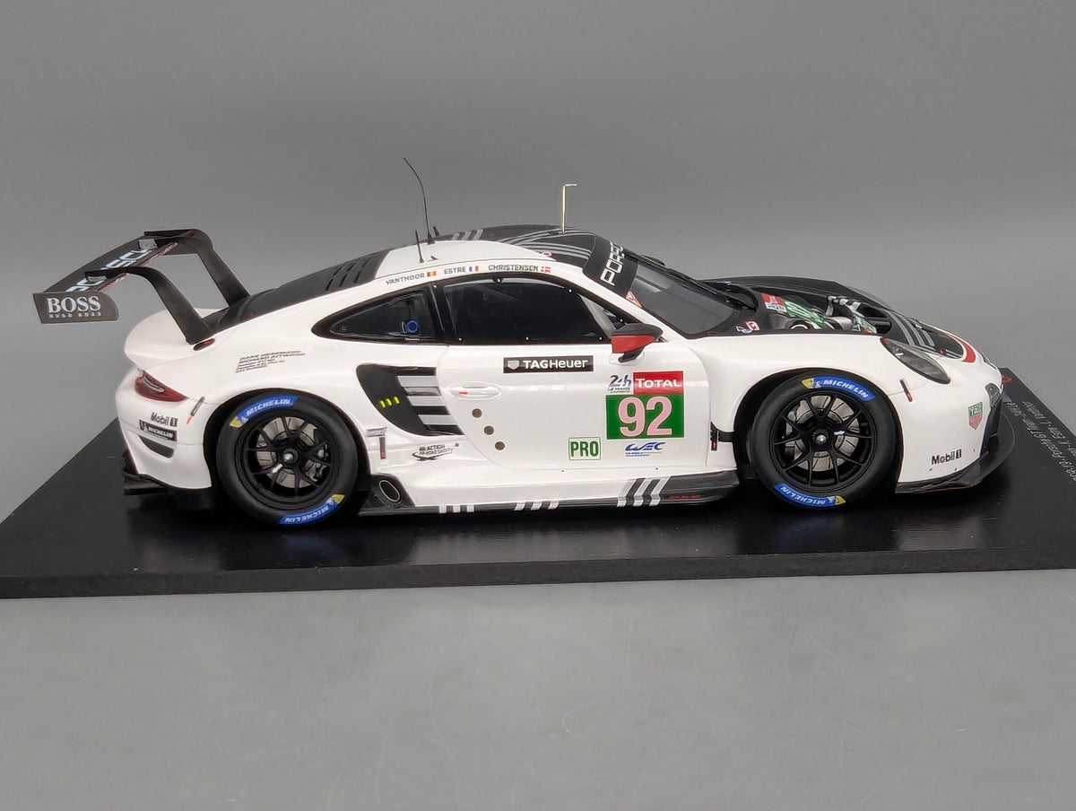 Modellautos 1:18 Spark Porsche 911 RSR-19 24h Le Mans 2020 #92 mit OVP