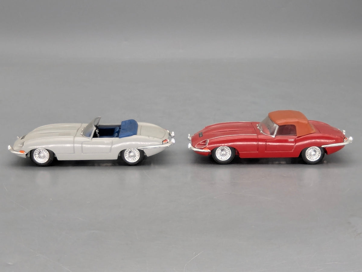 Modellautos 1:43 Corgi Toys 97680 Jaguar E-Type 2-tlg Set 30th Anniversary OVP