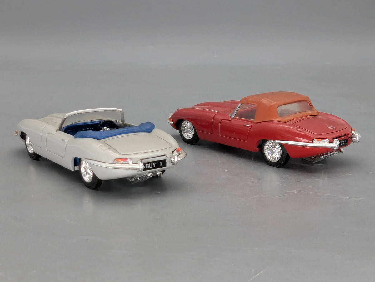 Modellautos 1:43 Corgi Toys 97680 Jaguar E-Type 2-tlg Set 30th Anniversary OVP