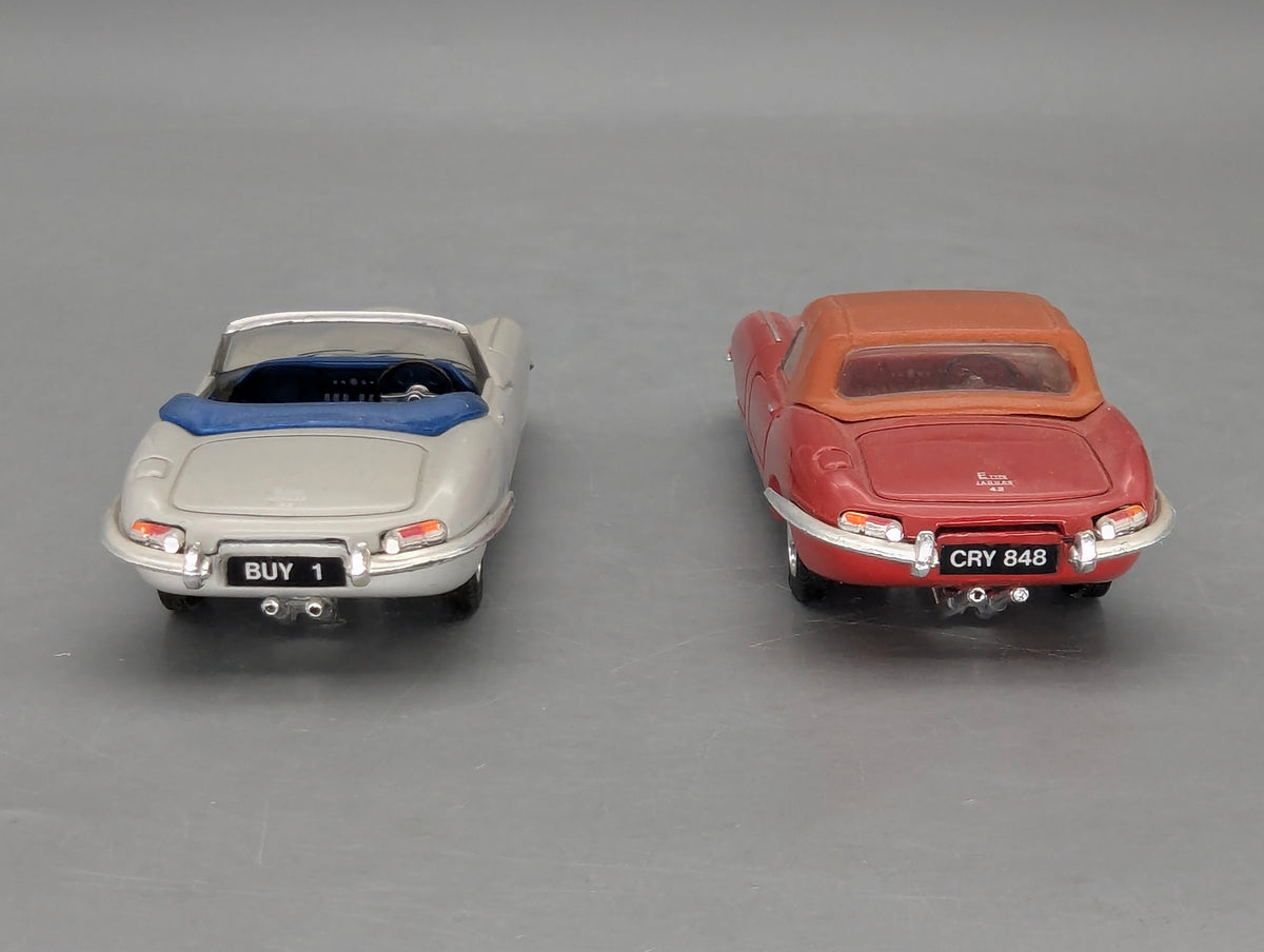 Modellautos 1:43 Corgi Toys 97680 Jaguar E-Type 2-tlg Set 30th Anniversary OVP