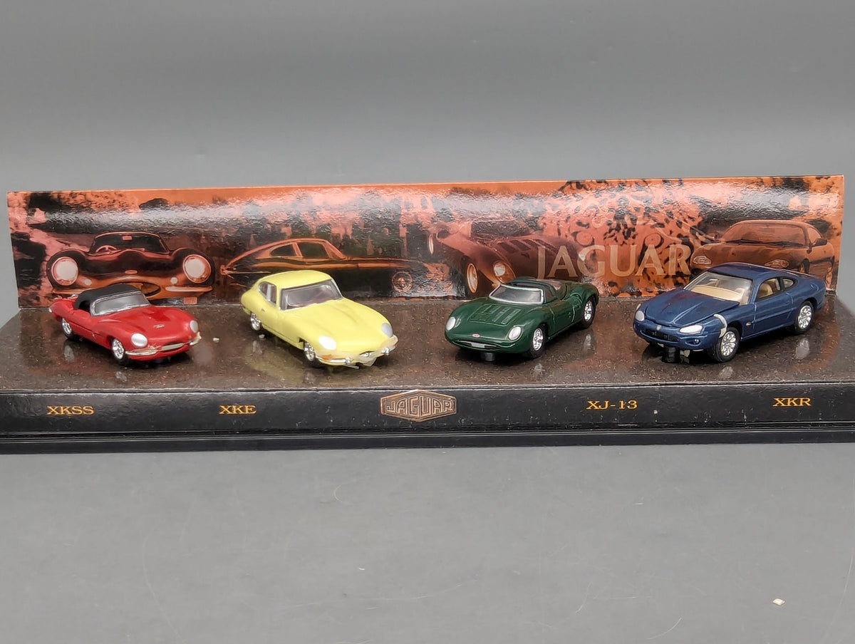 Modellautos 1:64 Hot Wheels 22320 Jaguar 4-tlg Set XKSS XKE XJ13 XKR mit OVP