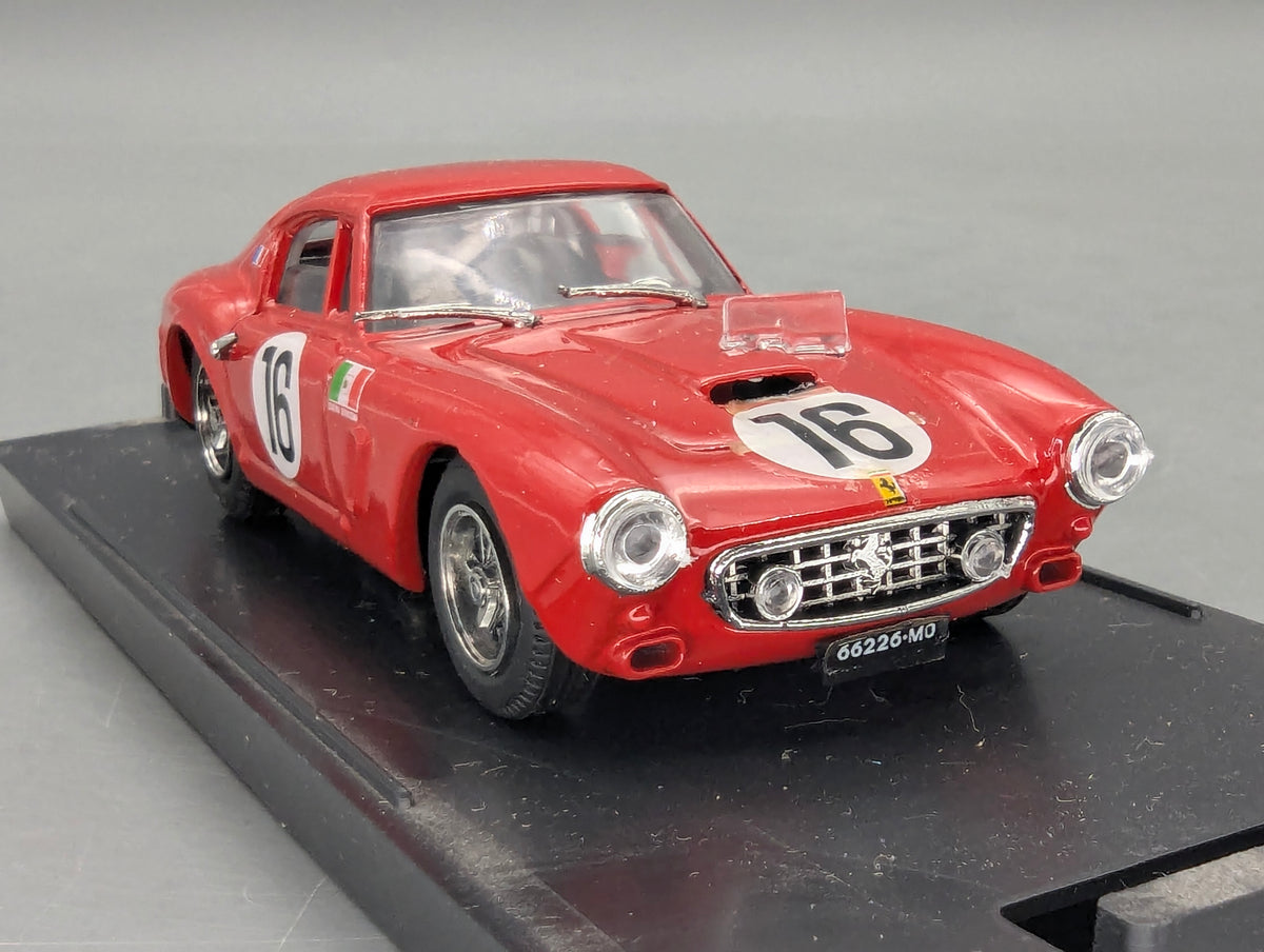 Modellautos 1:43 Bang Revell 7078 Ferrari 250 SWB 24h Le Mans 1961 Red #16 mit OVP