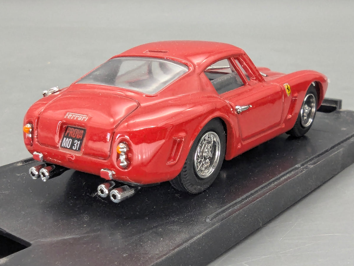 Modellautos 1:43 Bang Revell 405 Ferrari 250 GT Prova Red mit OVP