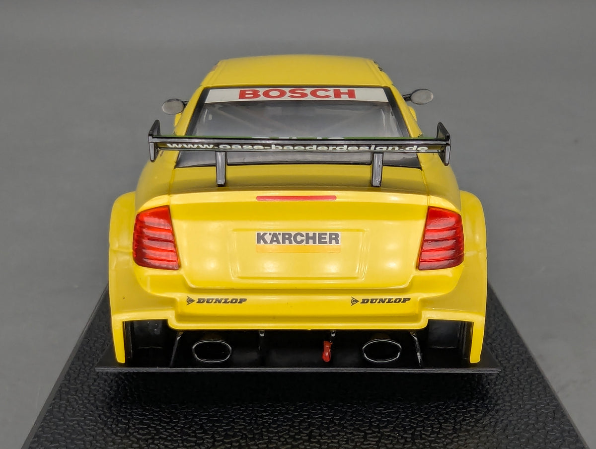 Modellautos Slotcar 1:32 Scalextric Opel Astra V8 Coupe Oase DTM 2000 #11 Bartels Vitrine