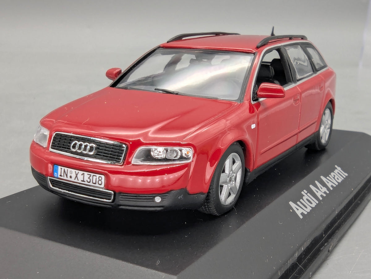 Modellautos 1:43 Minichamps Audi A4 3.0 Avant Rot mit Dealer OVP