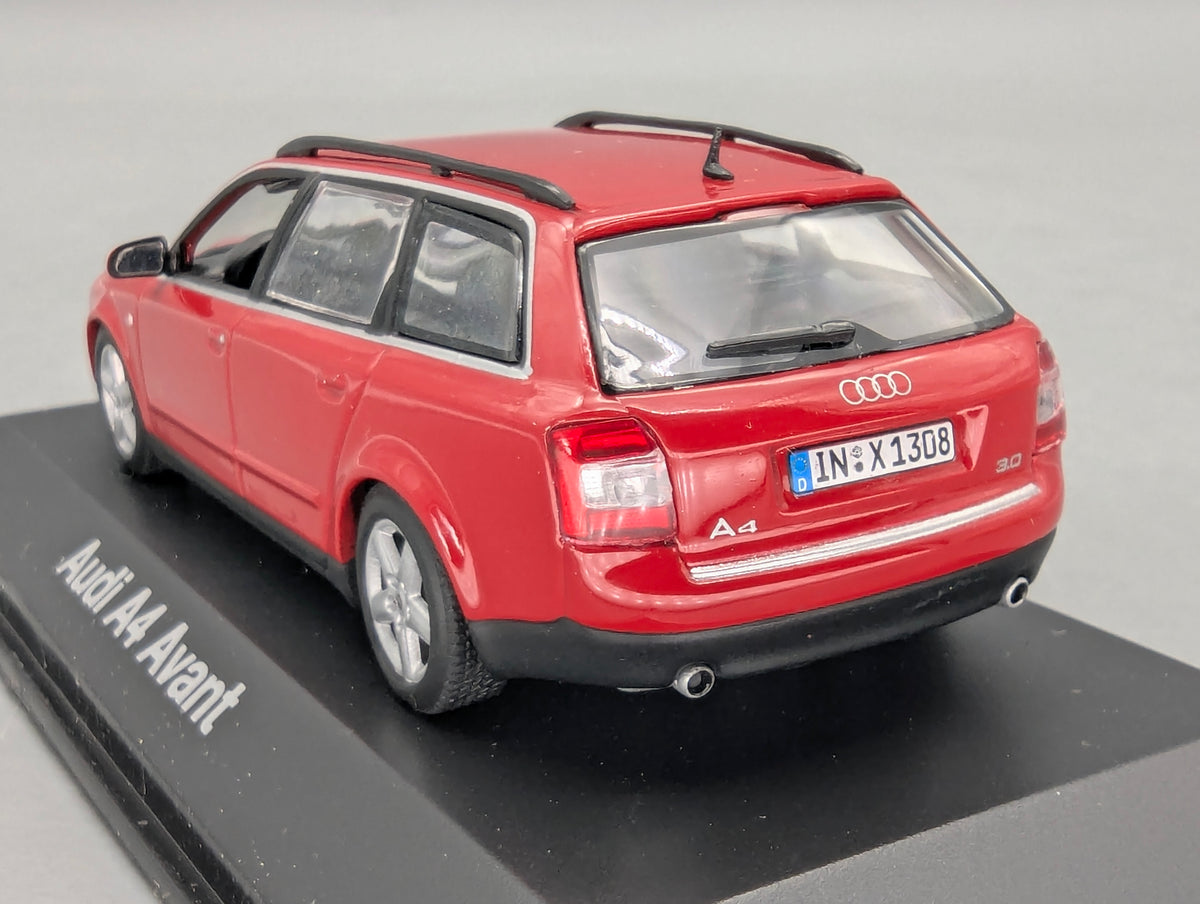 Modellautos 1:43 Minichamps Audi A4 3.0 Avant Rot mit Dealer OVP