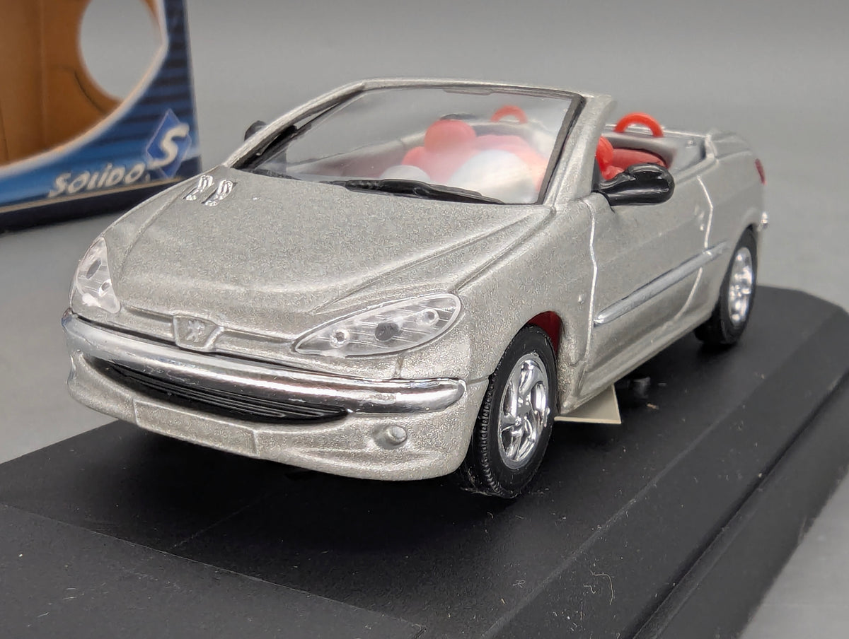 Modellautos 1:43 Solido 1559 Peugeot 206 CC Open Cabriolet mit OVP