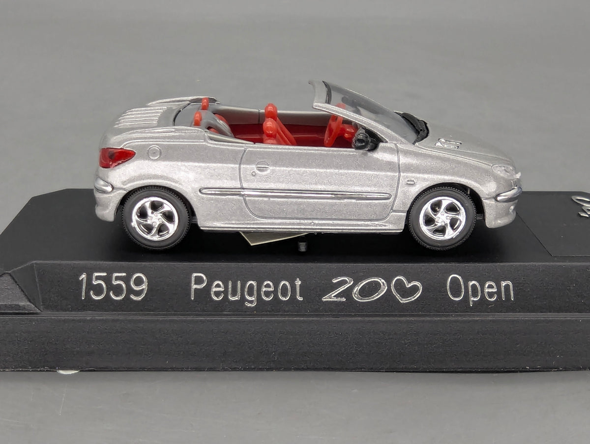 Modellautos 1:43 Solido 1559 Peugeot 206 CC Open Cabriolet mit OVP