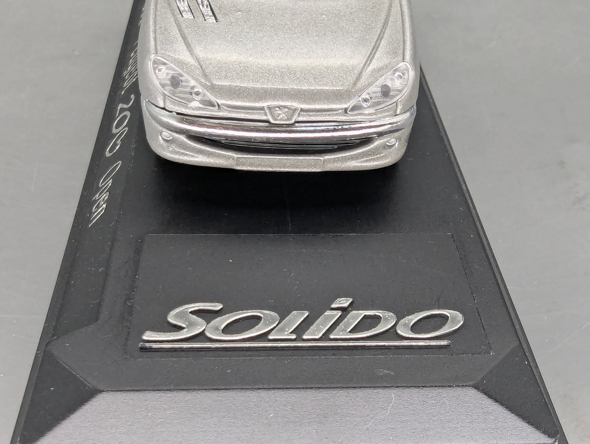Modellautos 1:43 Solido 1559 Peugeot 206 CC Open Cabriolet mit OVP