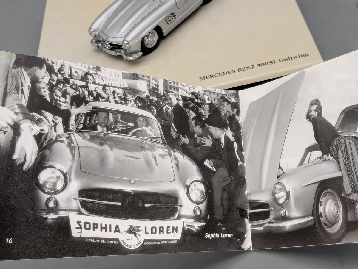 Modellautos 1:43 Minichamps Mercedes-Benz 300 SL Gullwing A Flash of Car Dealer OVP