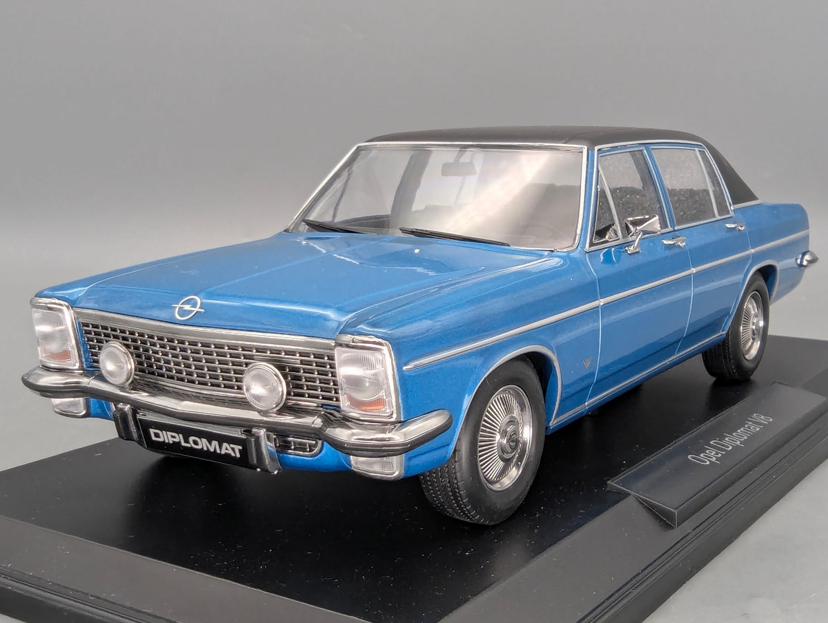 Modellautos 1:18 Norev Opel Diplomat V8 Blau Metallic 1969 mit OVP