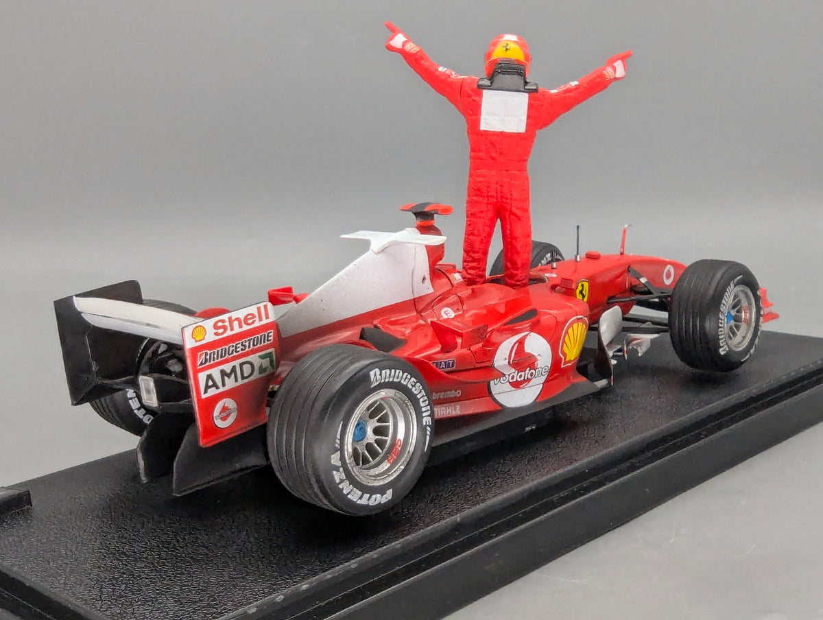 Modellautos 1:18 Hot Wheels Racing B6219 Ferrari F1 2004 WC #1 M. Schumacher OVP
