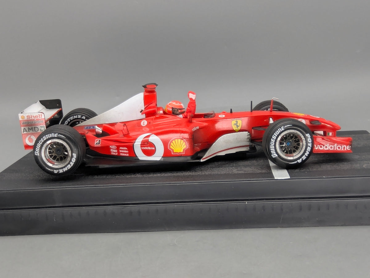 Modellautos 1:18 Hot Wheels Racing 54646 Ferrari 150 GP Wins 2002 #1 M. Schumacher OVP