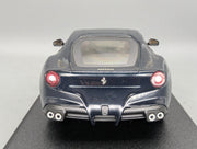 Modellautos 1:18 Hot Wheels Ferrri F12 Berlinetta Dunkelblau mit OVP