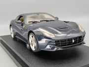 Modellautos 1:18 Hot Wheels Ferrri F12 Berlinetta Dunkelblau mit OVP