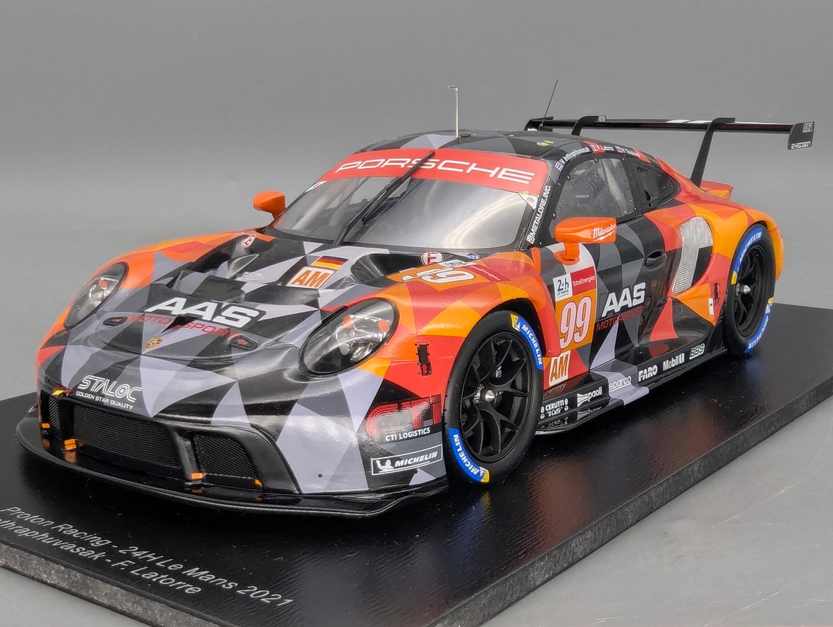 Modellautos 1:18 Spark 18S707 Porsche 911 RSR-19 24h Le Mans 2021 #99 mit OVP