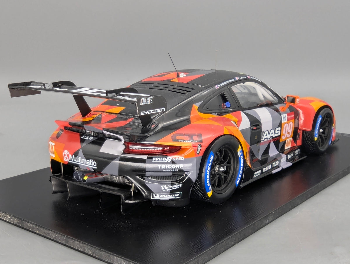 Modellautos 1:18 Spark 18S707 Porsche 911 RSR-19 24h Le Mans 2021 #99 mit OVP