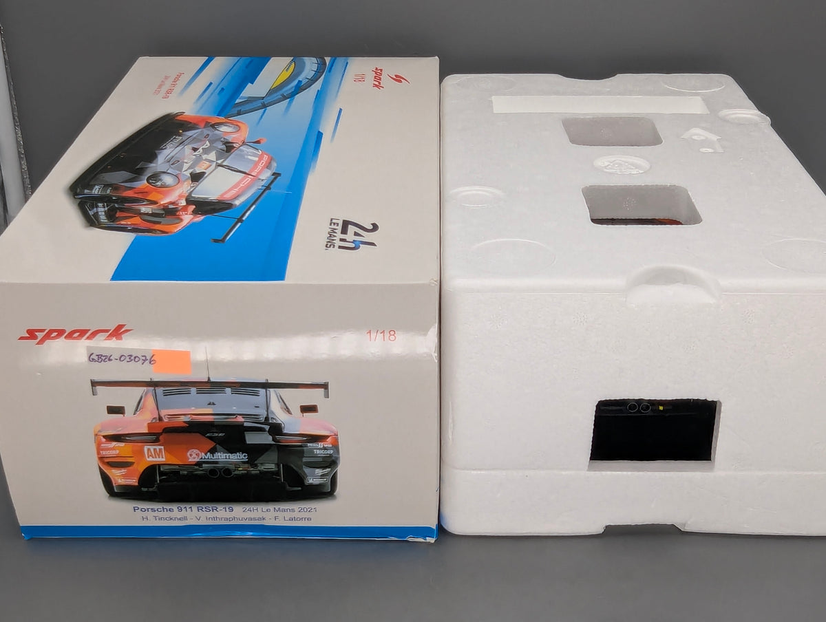 Modellautos 1:18 Spark 18S707 Porsche 911 RSR-19 24h Le Mans 2021 #99 mit OVP