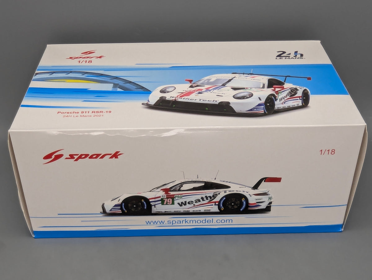 Modellautos 1:18 Spark 18S700 Porsche 911 RSR-19 24h Le Mans 2021 #79 mit OVP