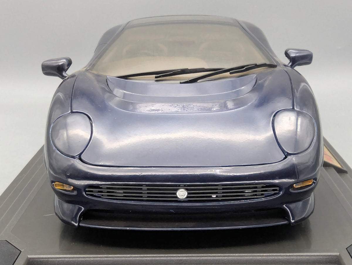 Modellautos 1:12 Maisto Jaguar XJ 220 1992 Dunkelblau mit OVP