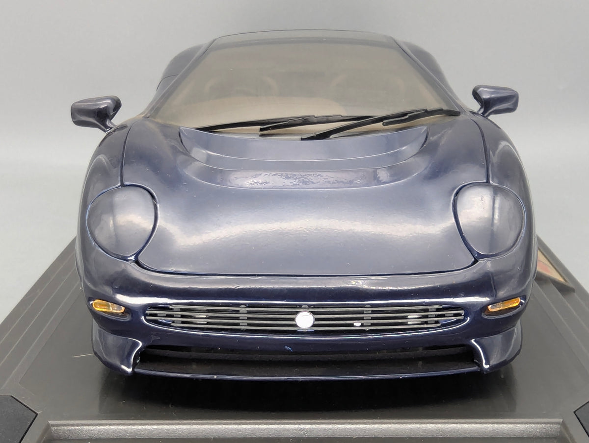Modellautos 1:12 Maisto Jaguar XJ 220 1992 Dunkelblau mit OVP