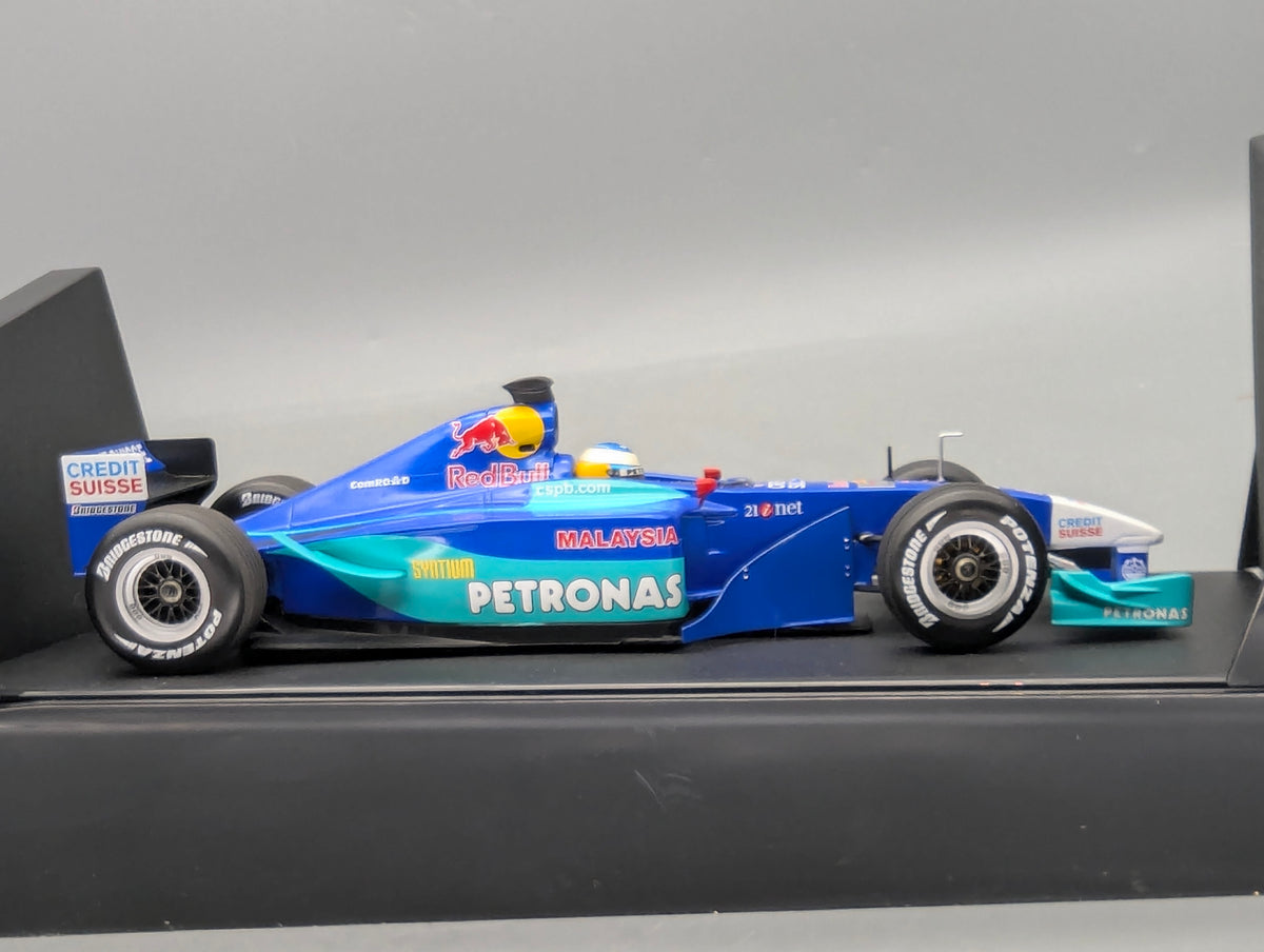 Modellautos 1:18 Minichamps Sauber Petronas Showcar 2002 #7 Nick Heidfeld mit OVP