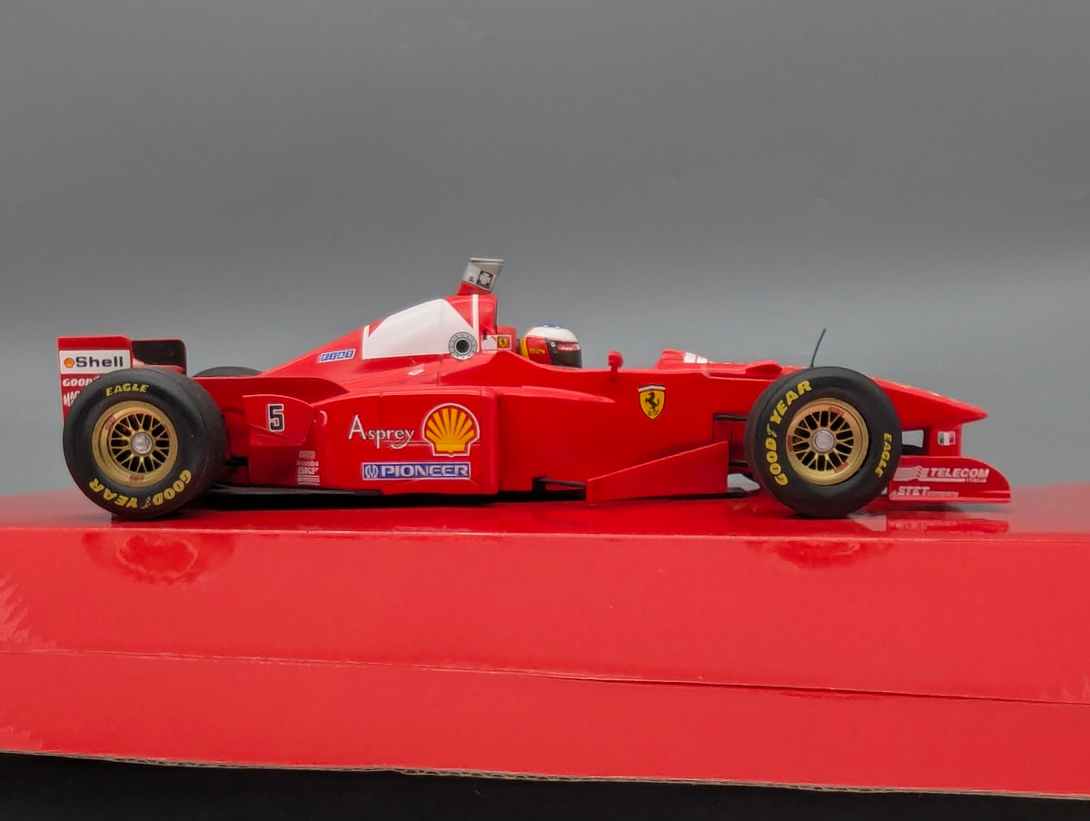 Modellautos 1:18 Minichamps Ferrari F310B 1997 #5 M. Schumacher mit OVP